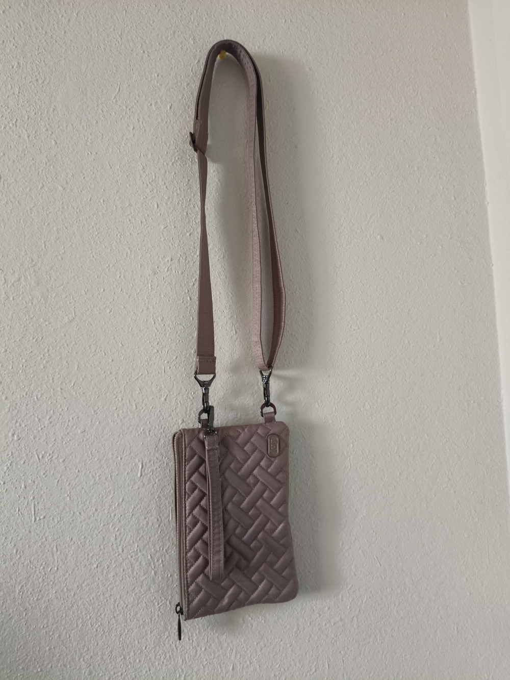 lug Quilted Crossbody Bag in Mauve